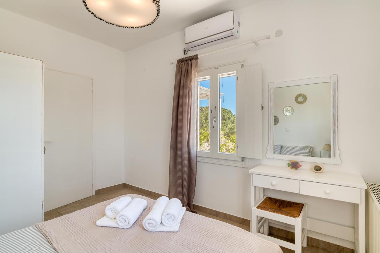 Dahlia Apartments And Studios Alikí Екстериор снимка