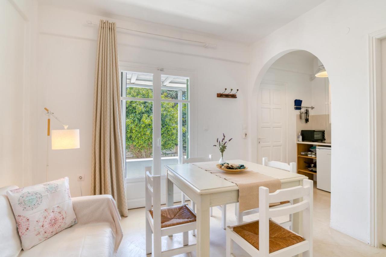 Dahlia Apartments And Studios Alikí Екстериор снимка