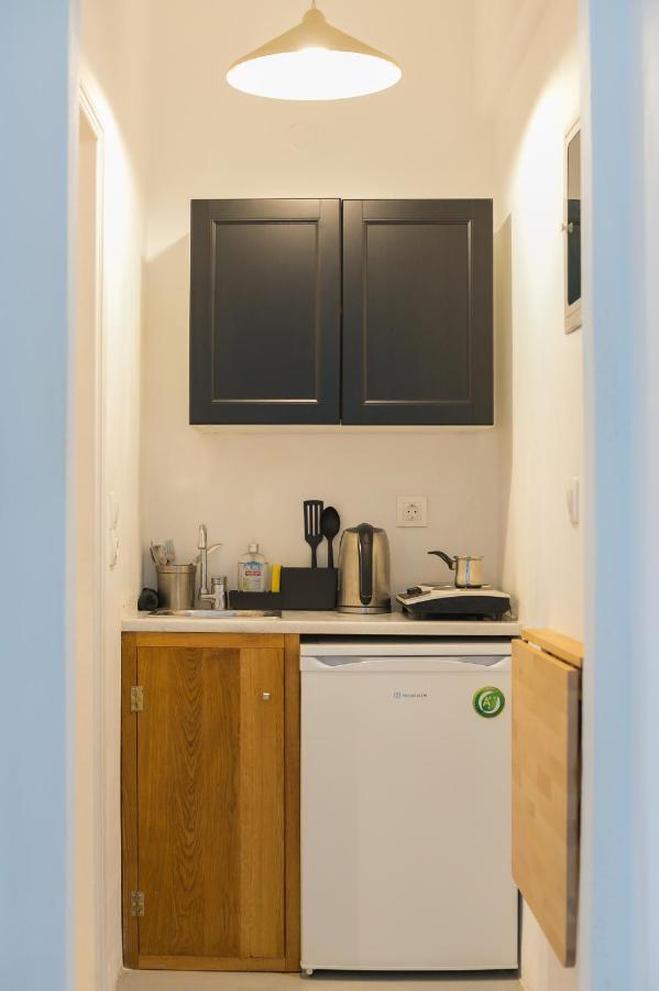 Dahlia Apartments And Studios Alikí Екстериор снимка