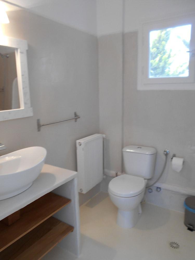 Dahlia Apartments And Studios Alikí Екстериор снимка