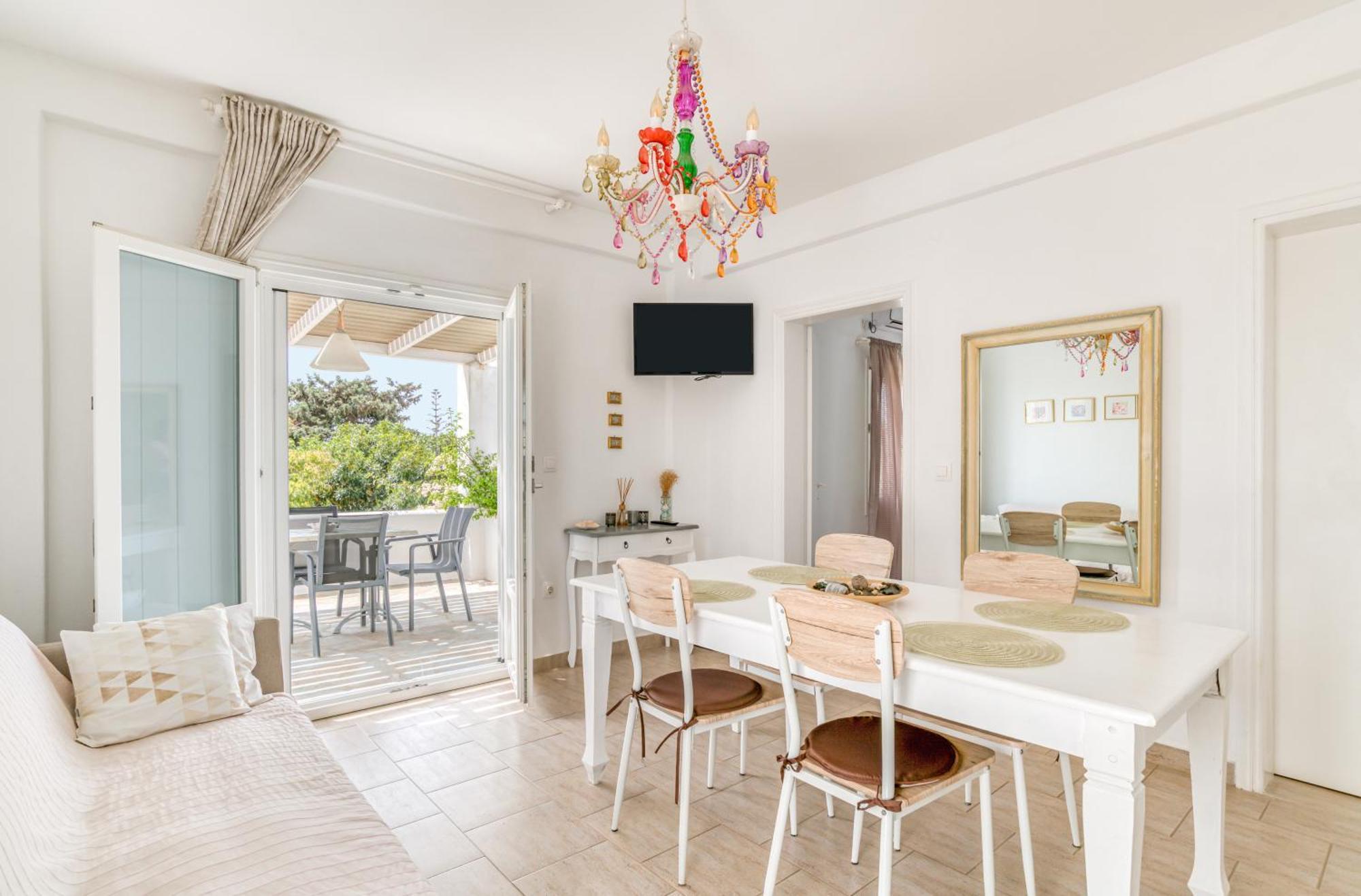 Dahlia Apartments And Studios Alikí Екстериор снимка