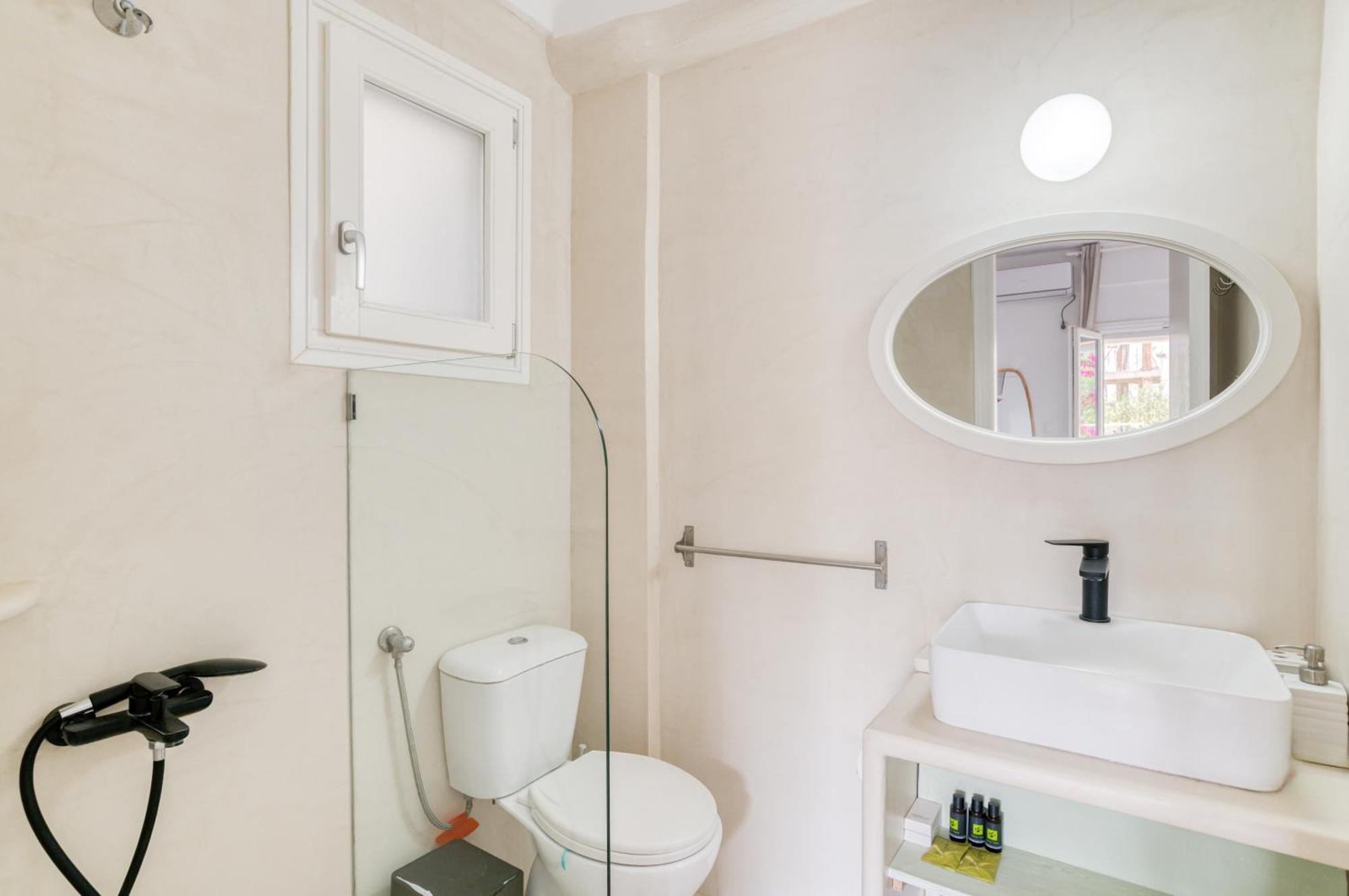 Dahlia Apartments And Studios Alikí Екстериор снимка